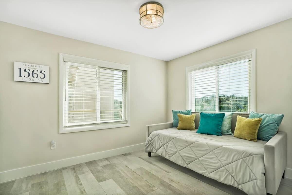 Ocean Views Retreat! Renovated Apt With Beach Bikes! 圣奥古斯丁 外观 照片